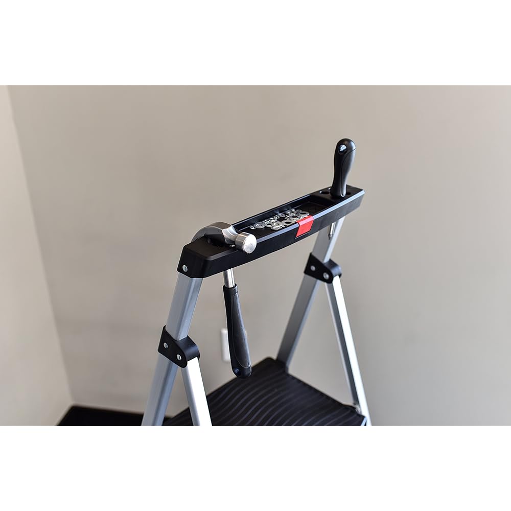 Rubbermaid 3-Step Ladder, Aluminum Lightweight Folding Step Stool with Project Top, Silver, Tested to US Safety Standards, No Assembly Required