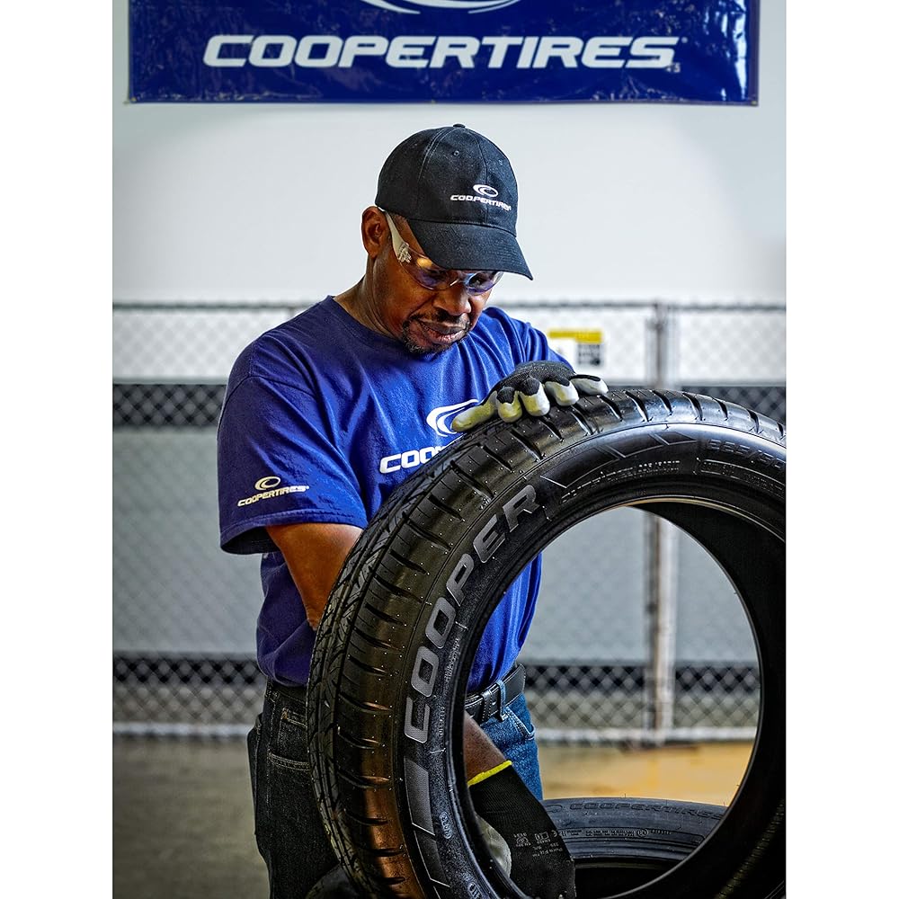 Starfire Solarus AS All-Season 205/55R16XL 94V Tire